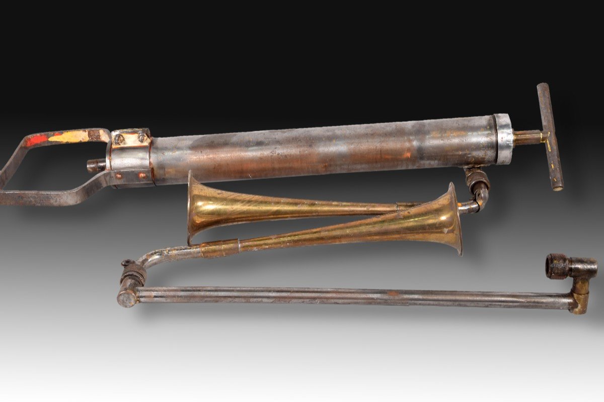 Boat Horn. 20th Century.  