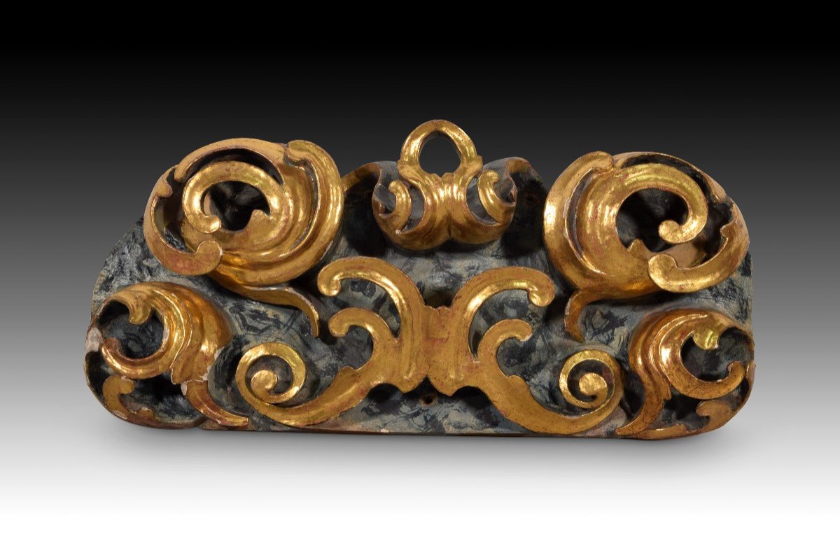 épi De Faîtage En Bois Sculpté, Polychrome Et Doré, XVIIIe Siècle.  