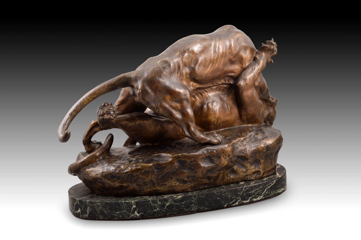 Handle. Blued Bronze, Marble. France, Late 19th Century. -photo-4