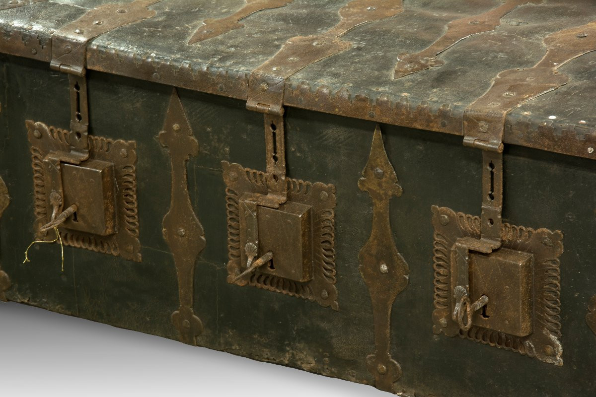 Chest With Three Locks. Wood, Leather, Wrought Iron. Circa 1600. -photo-1