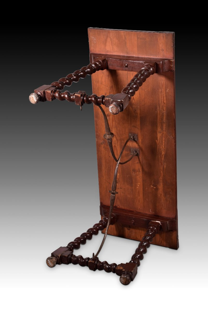 Bargueñera Table With Solomonic Legs. Pine And Beech Wood, Iron. 18th Century. -photo-2
