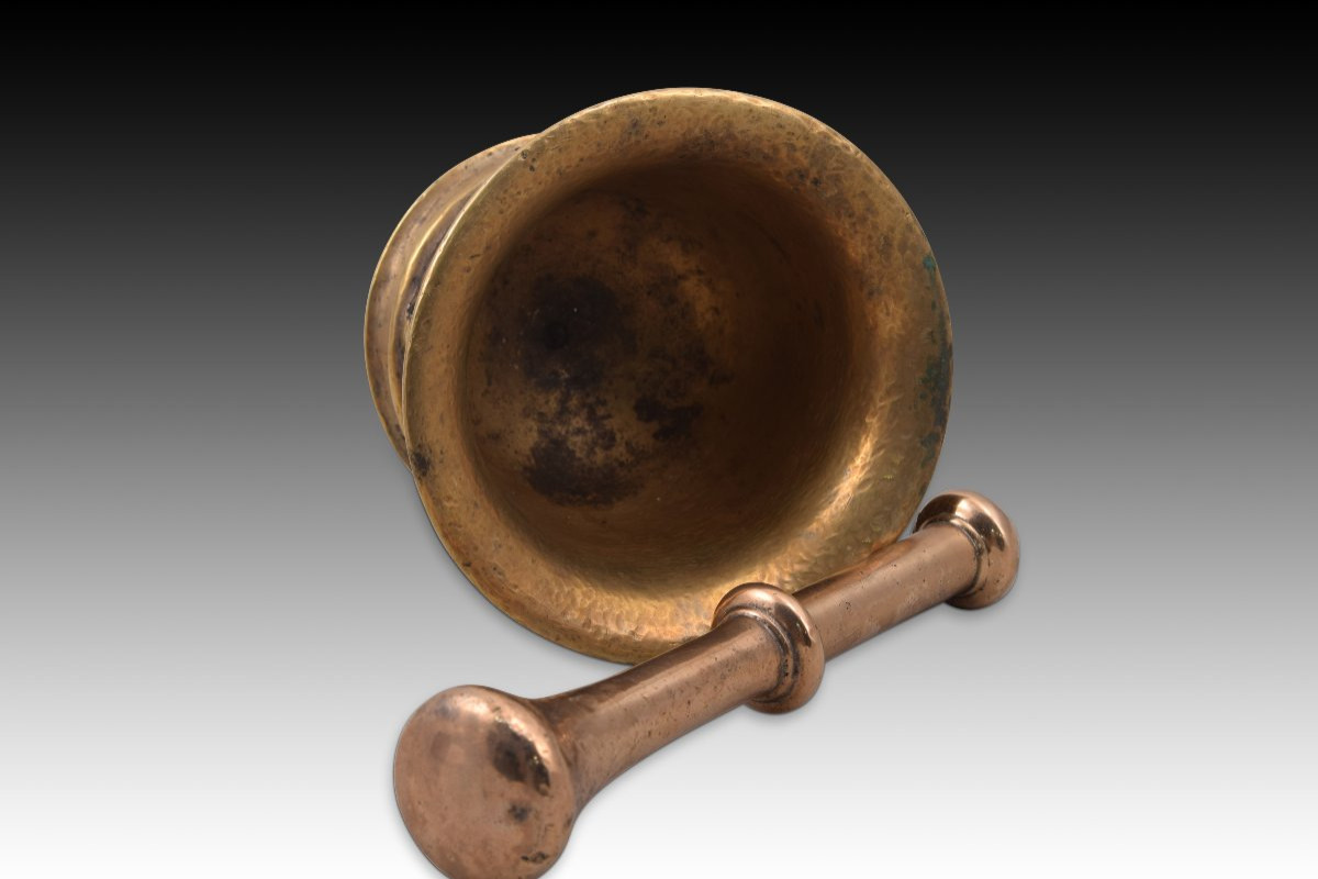 Mortier Et Pilon. Bronze. XVIIe Siècle.  -photo-3