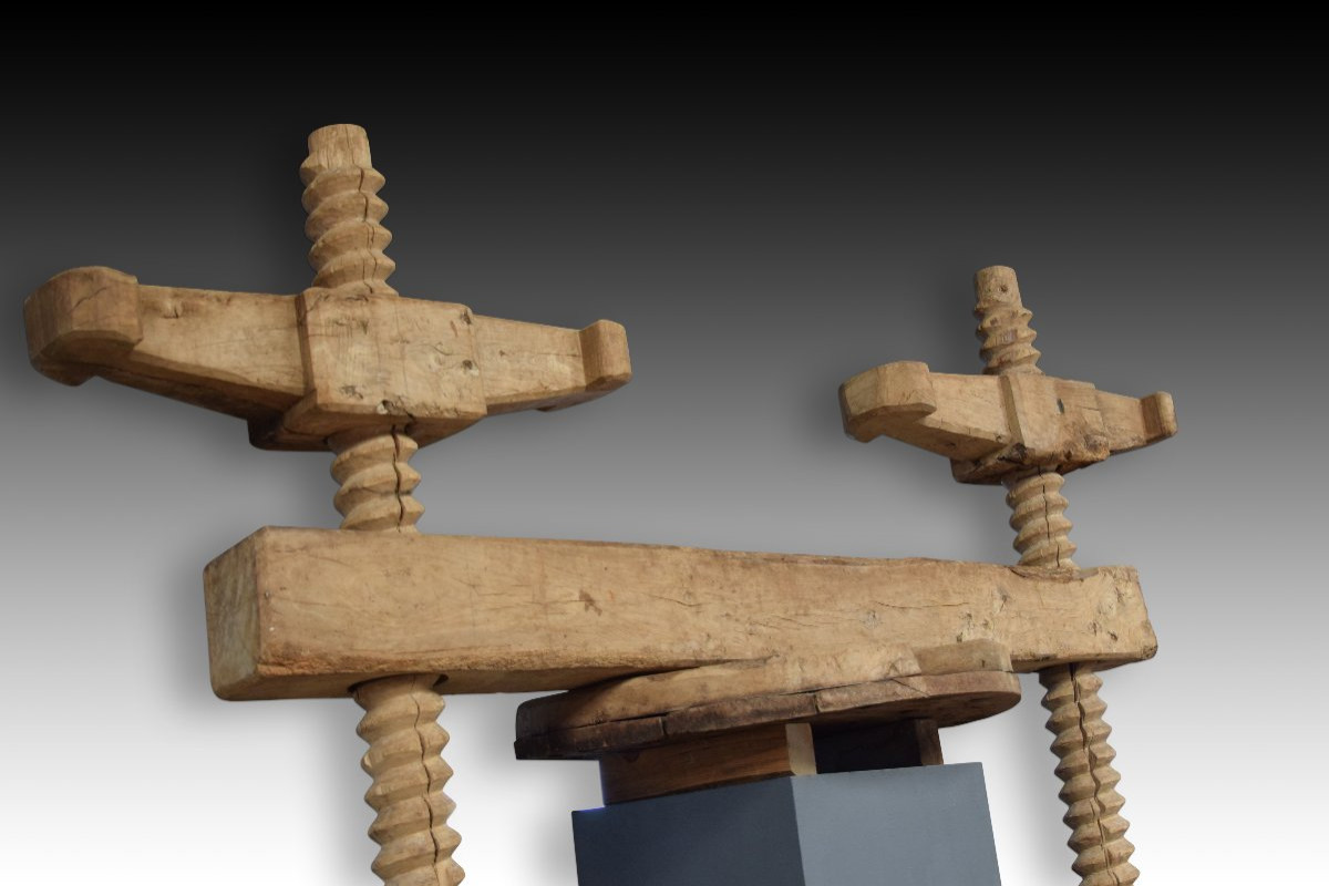 Wine Press. Wood, Metal. Spain, Circa 1800. -photo-7