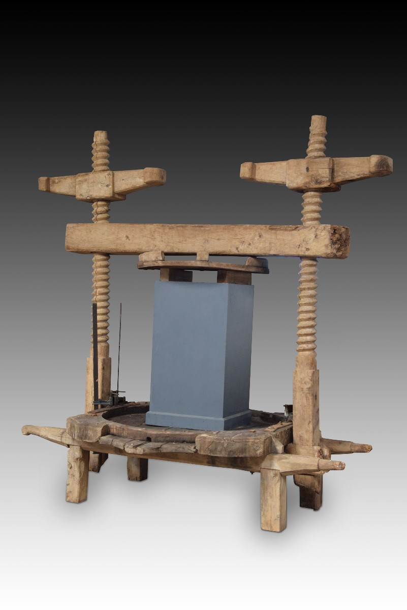 Wine Press. Wood, Metal. Spain, Circa 1800. 