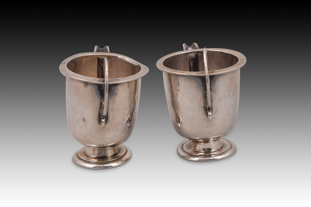 Pair Of Silver Spouted Jugs. Benito Gomez, Antonio (1775-1835). Segovia, Spain, 1801-18-photo-3