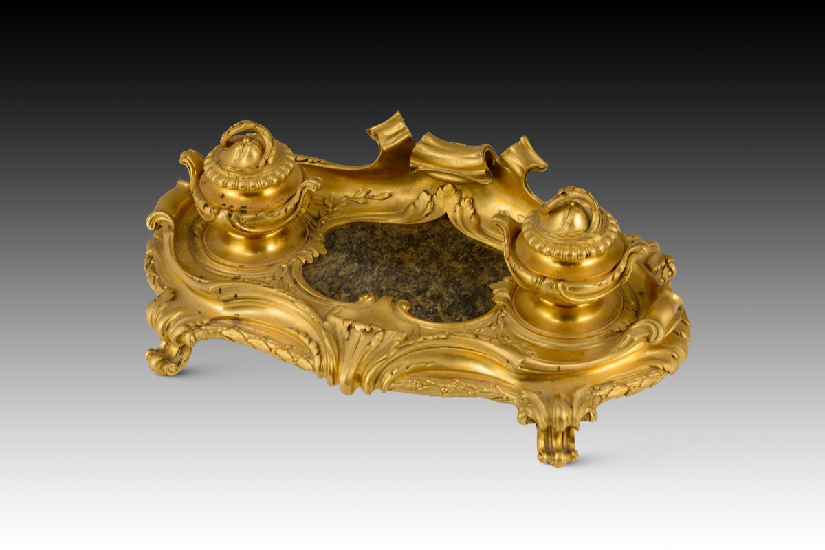Bureau De Style Louis XV. Bronze Doré, Pierre. Peut-être école Française, 19e Siècle. 