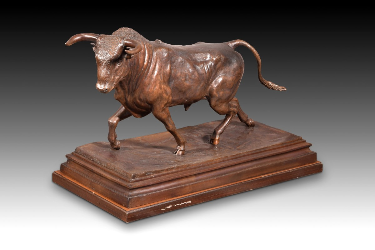 Taureau. Bronze. D'après le modèle de BENLLIURE GIL, Mariano (Valence 1862-Madrid, 1947).  