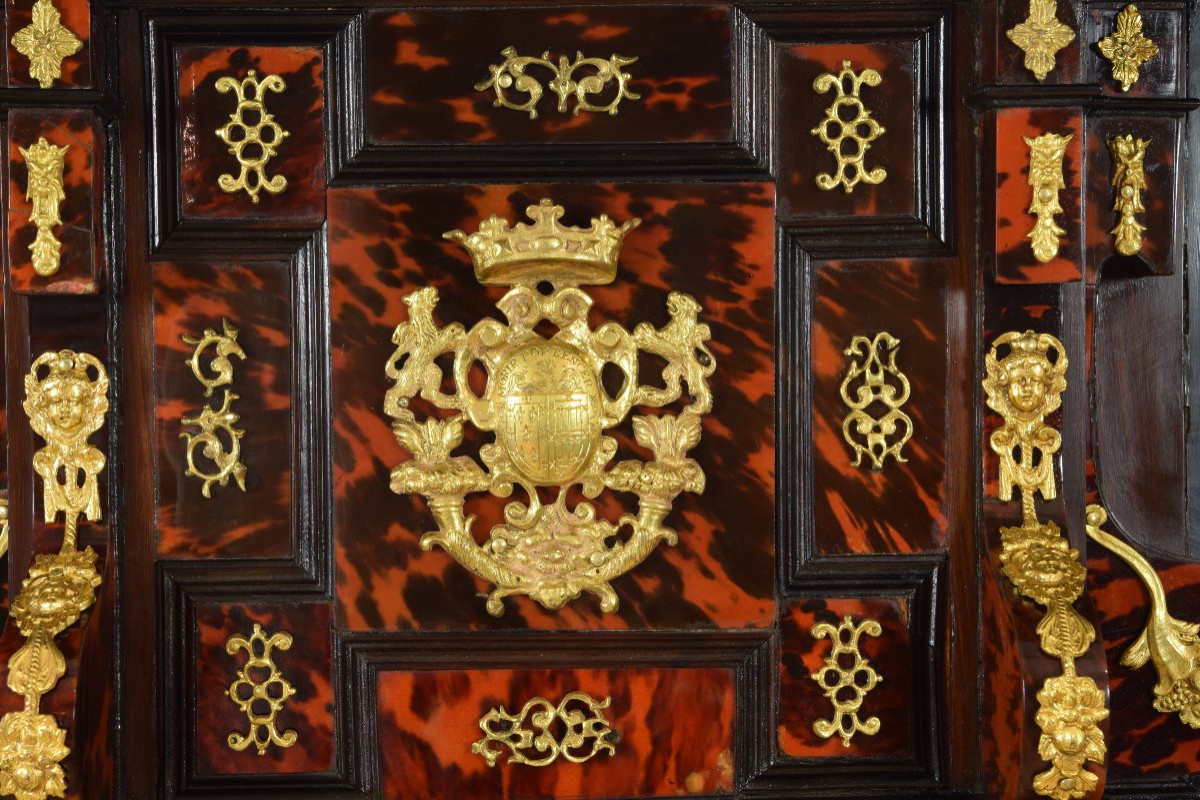 Italian-style Chest Of Drawers, 18th Century. Carey, Wood And Gilt Bronze. Open Wooden Desk...-photo-1