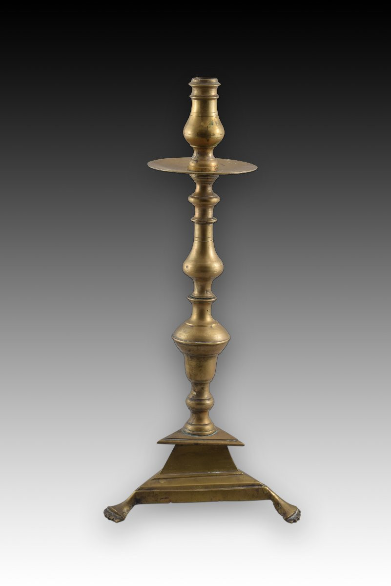 Candlestick With Triangular Base. Bronze. Spain, 18th Century. -photo-3