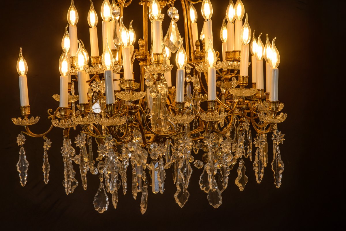 Plafonnier à trente lumières. Bronze, verre. 19e siècle.-photo-2