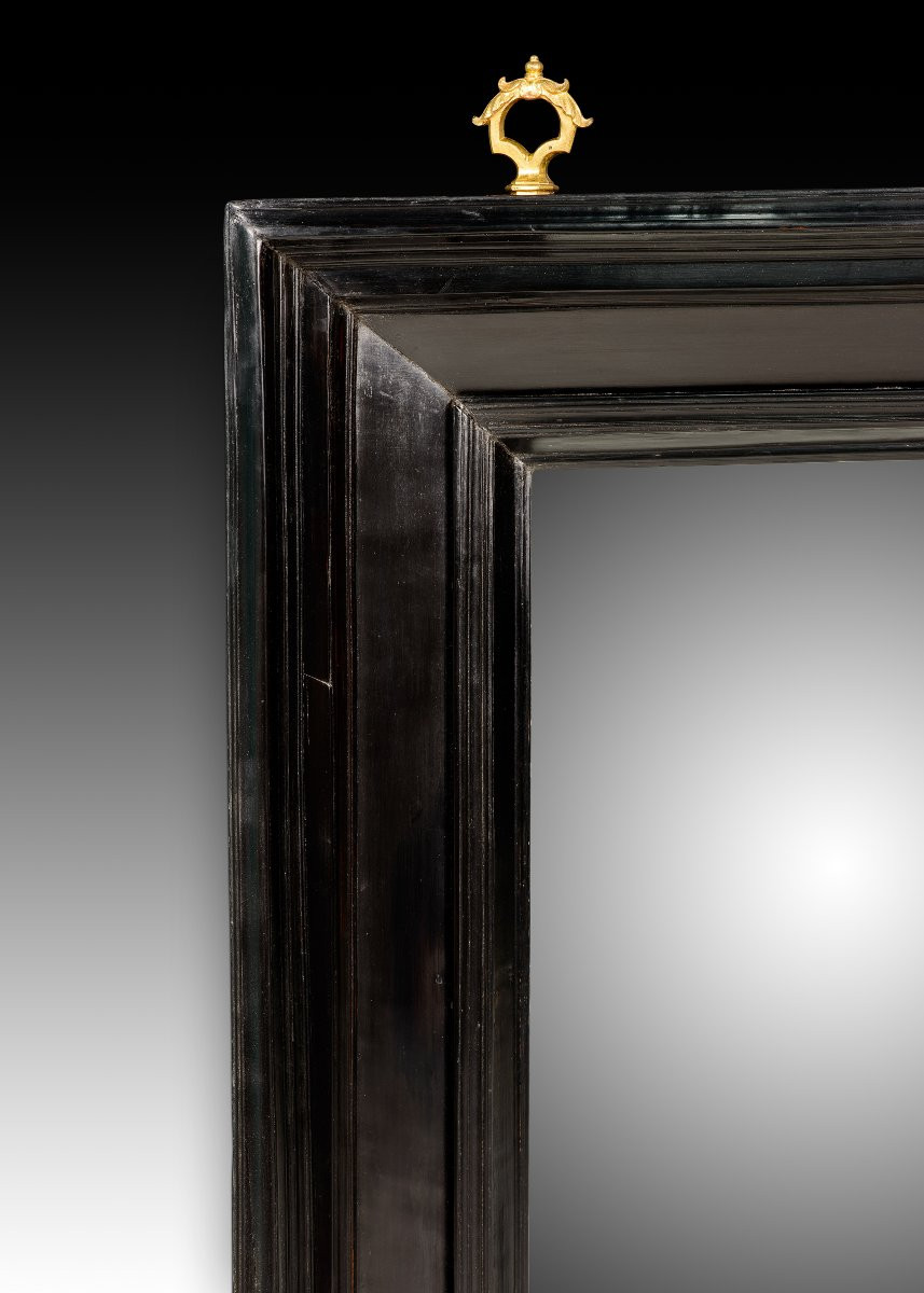  Cadre. Bois noirci, métal. École hollandaise, XVIIe siècle. -photo-3