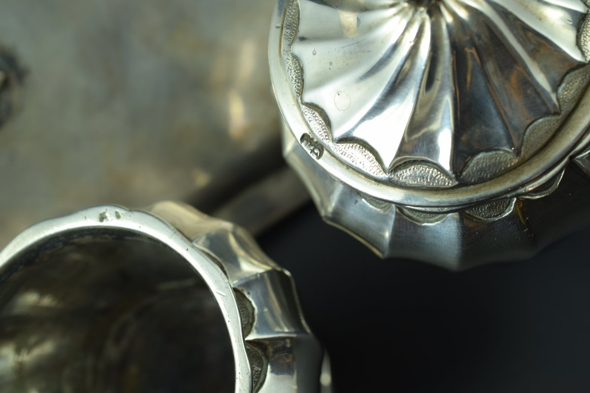 Encrier en argent tourné, coulé et ciselé, Madrid, XVIIIe siècle (1779).  -photo-7