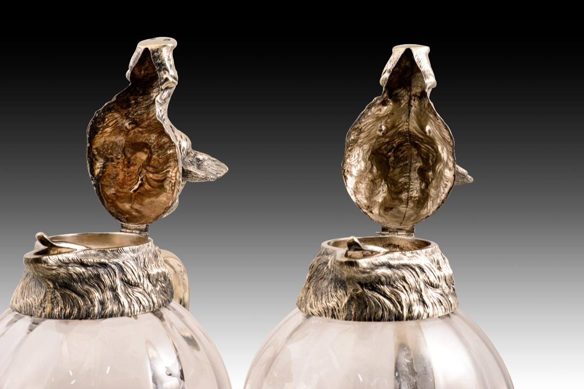  Pair Of Jugs, Wild Boars. Silver-plated Metal, Glass. Probably Spain, 20th Century.-photo-2