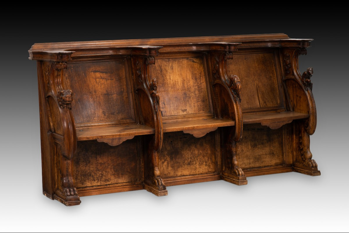 Choir Stalls. Walnut Wood. Spanish School, 16th Century. 
