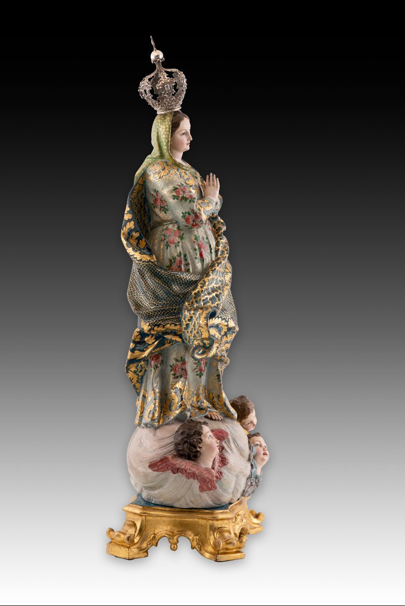 Immaculée. Bois sculpté et polychrome, verre, argent. École portugaise, XVIIIe siècle. -photo-4