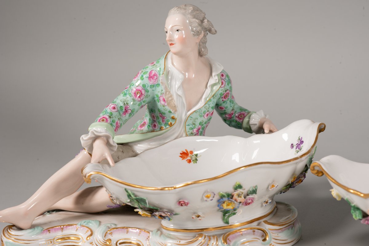 Paire de plateaux à confiture figuratifs. Porcelaine émaillée. Meissen, fin du XIXe siècle. -photo-4