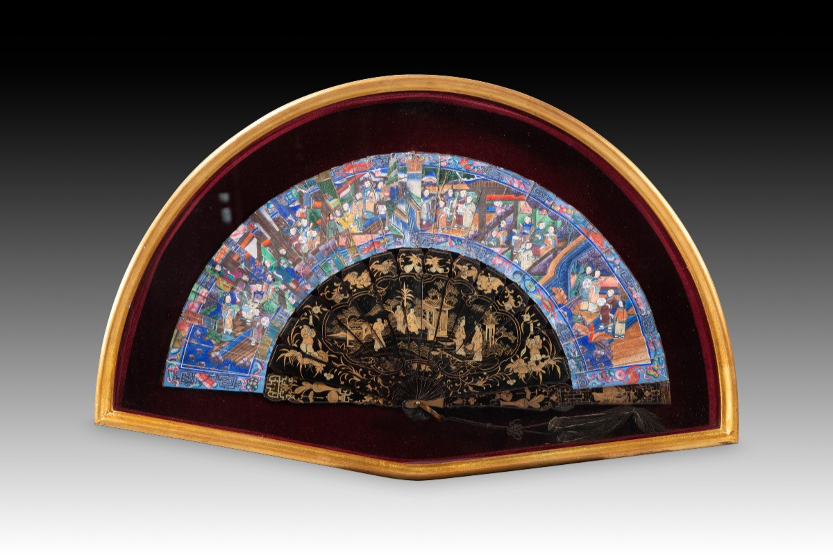 A "thousand-faced" Fan In A Case. Paper, Lacquered Wood, Wood And Glass… Canton, China.
