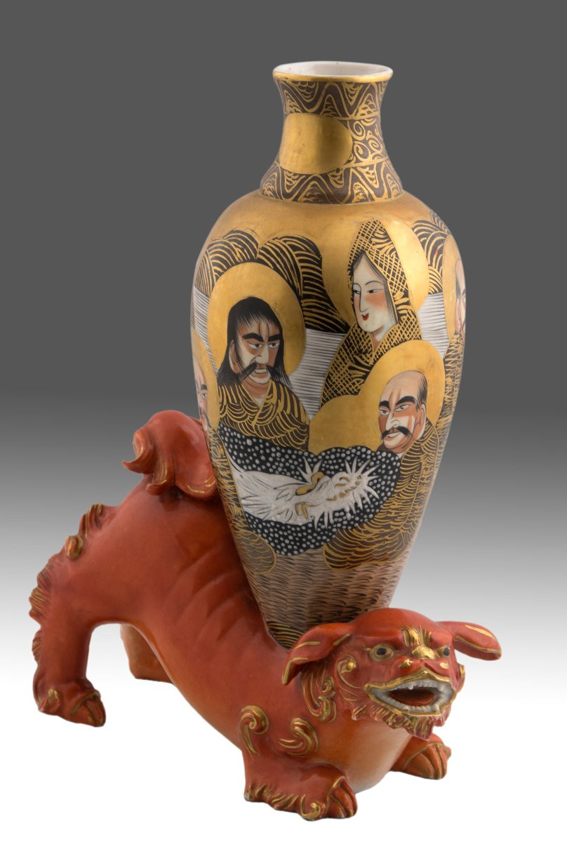 Satsuma Vase With Base. Porcelain. Japan, Meiji Period (1868-1912). -photo-4