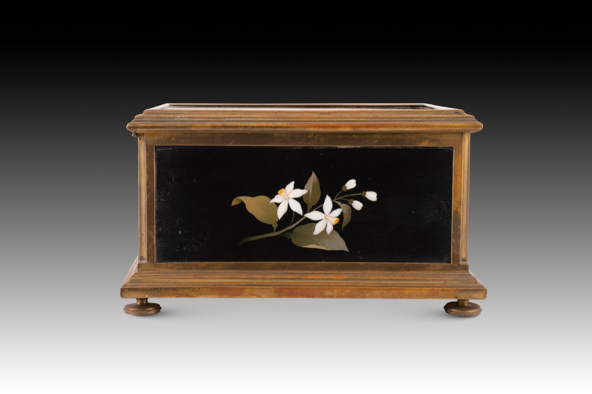 Boxes. Hard Stone, Metal, Fabric. Probably Italy, 19th Century.-photo-5