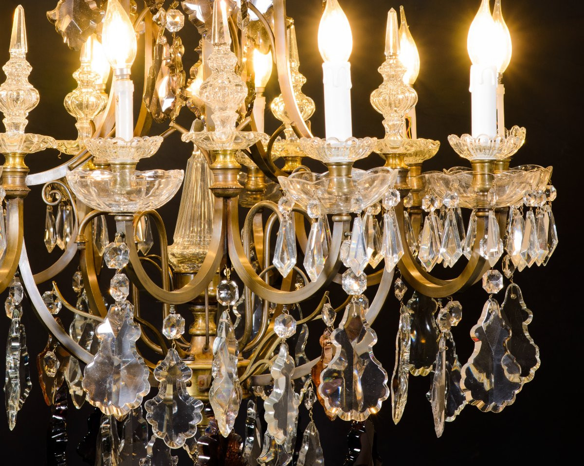 Lustre. Verre, bronze. Début du XXe siècle. -photo-1
