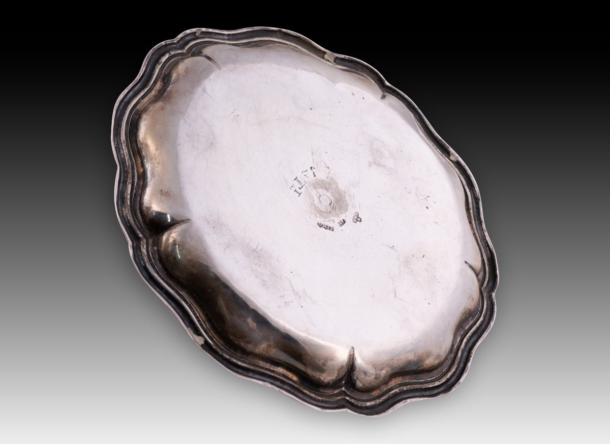 Assiette à contours. Argent. Joan Pau Gasset, Barcelone, Espagne, XVIIIe siècle – XIX s.-photo-4