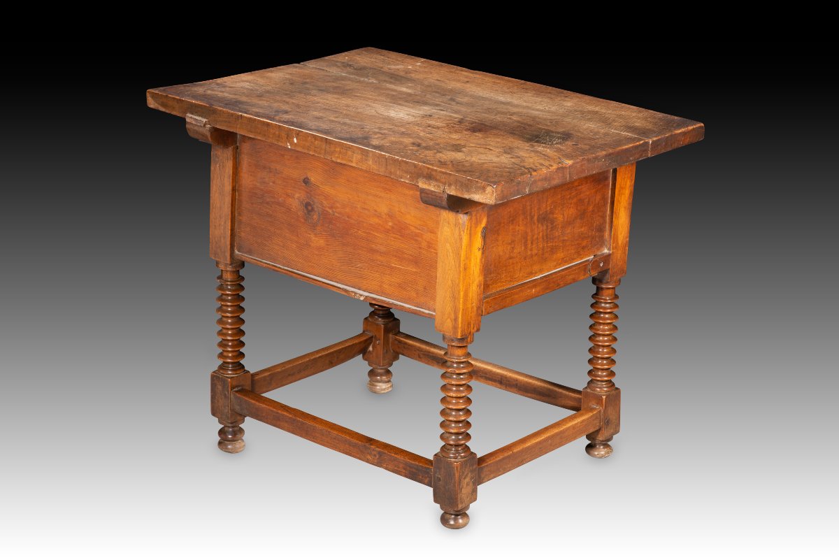 Table. Wood, Iron. Guadalajara Region, Spain, 17th Century. -photo-4
