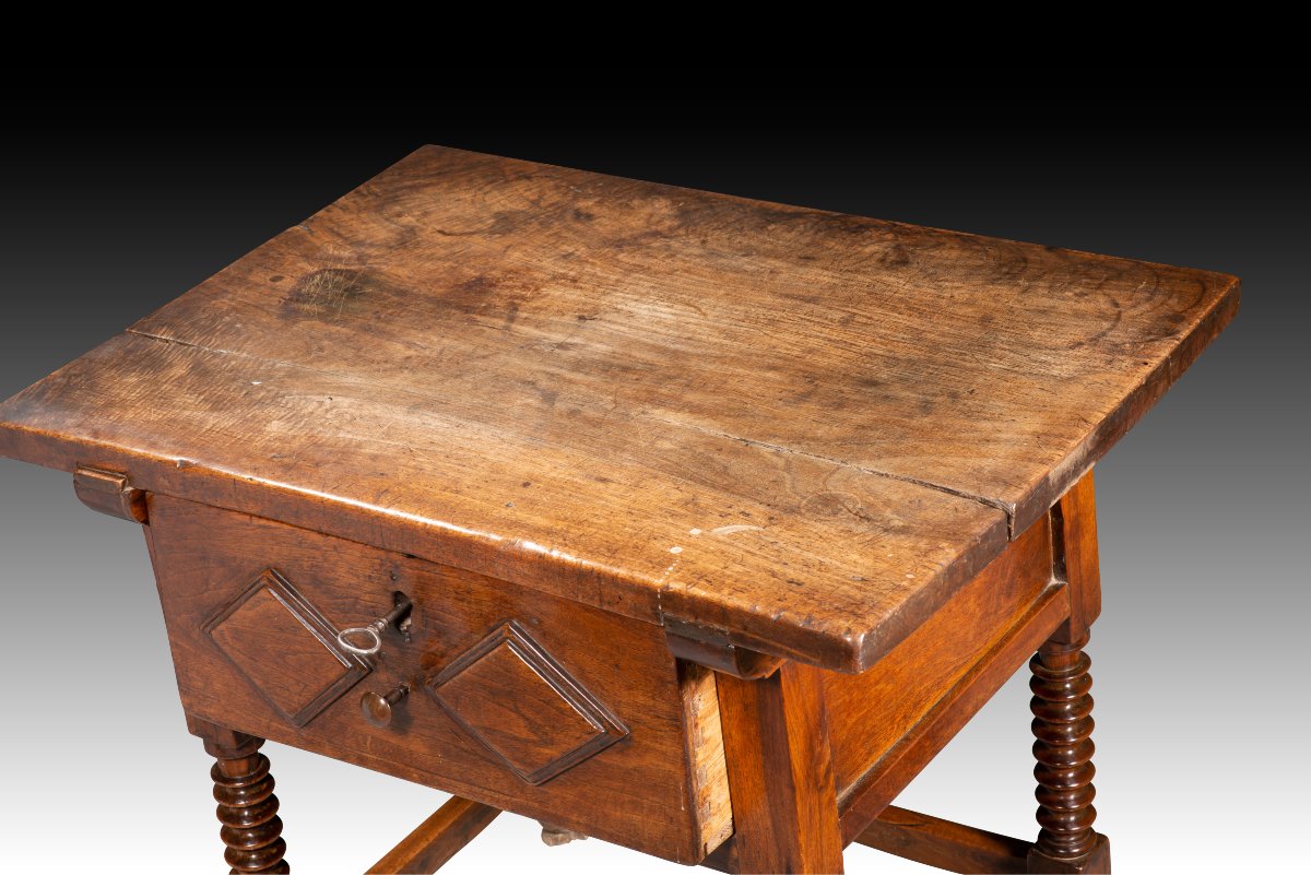 Table. Wood, Iron. Guadalajara Region, Spain, 17th Century. -photo-2