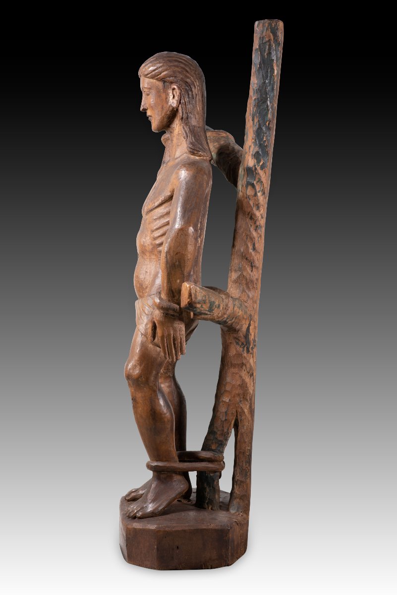 Saint Sébastien. Bois sculpté. Probablement de l'école espagnole, XVIIIe siècle. -photo-3