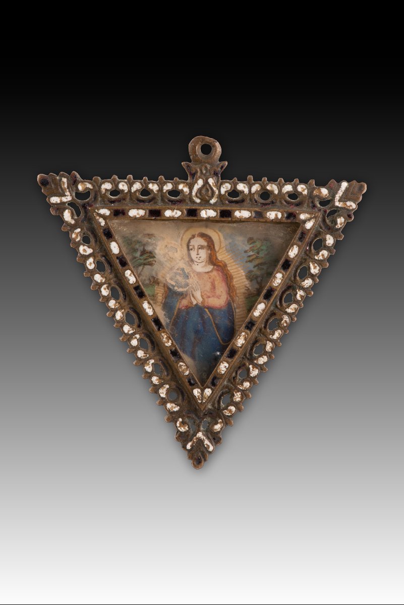 Médaillon de dévotion . Bronze, émail, verre, etc. École espagnole, XVIIe siècle