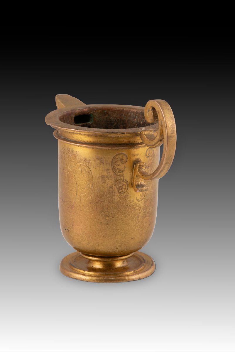 Jug With A Spout. Gilded Bronze. Spanish School, 17th Century. 