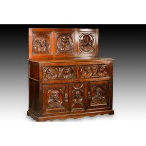  Chest Of Drawers. Carved Wood. 16th Century.