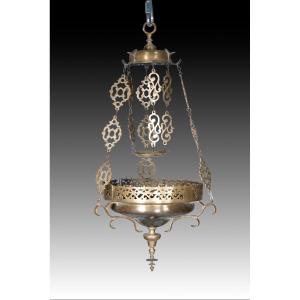 Lampe. Bronze. XVIIe siècle.