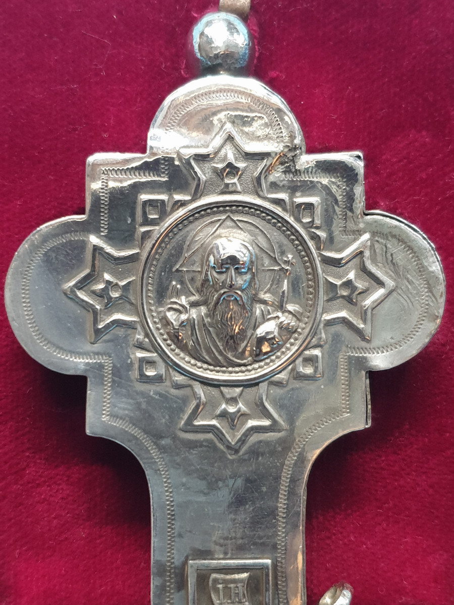 Croix en argent massif. Moscou 1892, essayeur A. Svetschin, orfèvre Vassili Sikathev.-photo-3