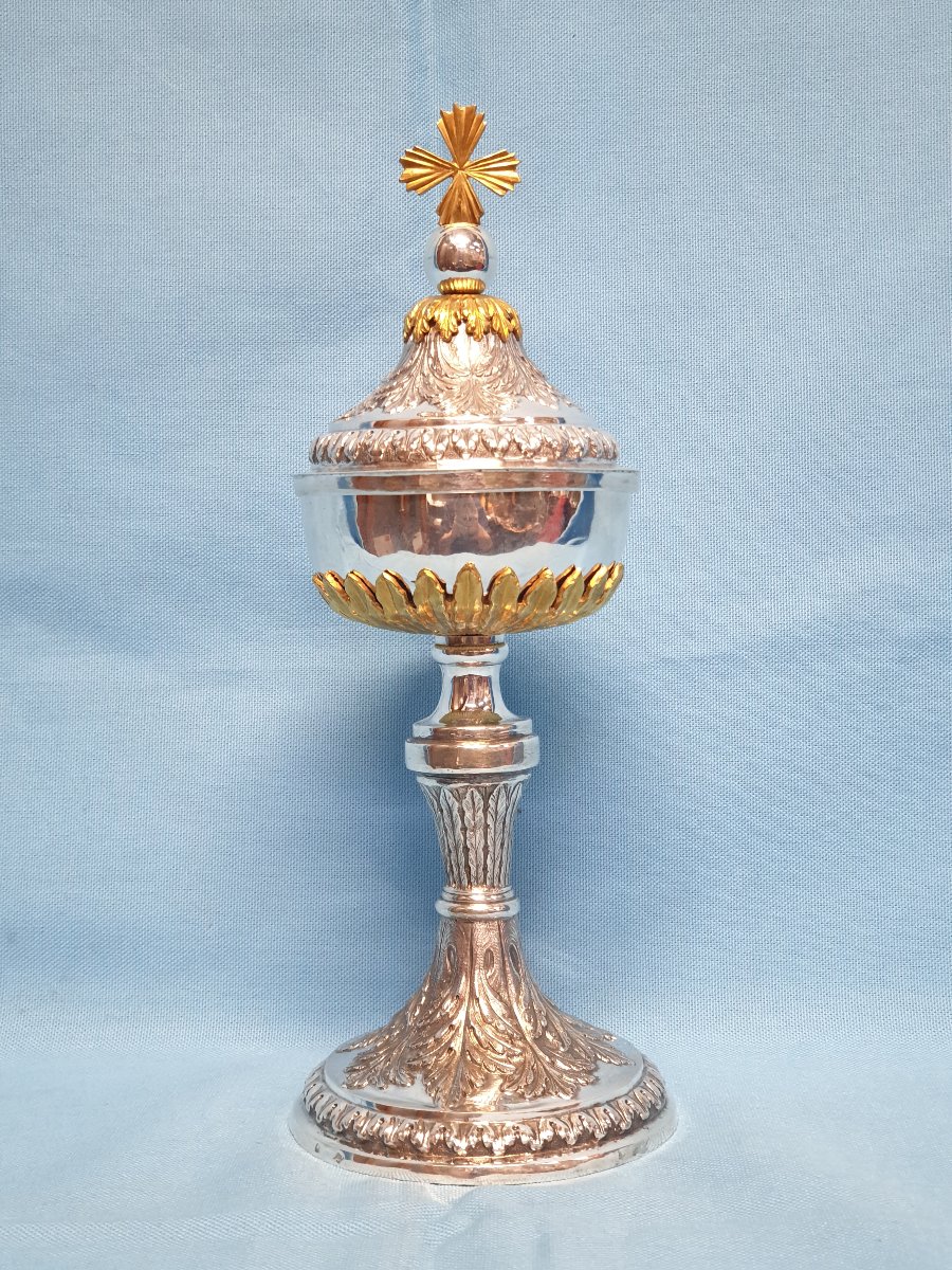 Ciboire en argent massif. États Pontificaux, Forlì, Rimini, orfèvre Giulio Turchi, 1807-36.