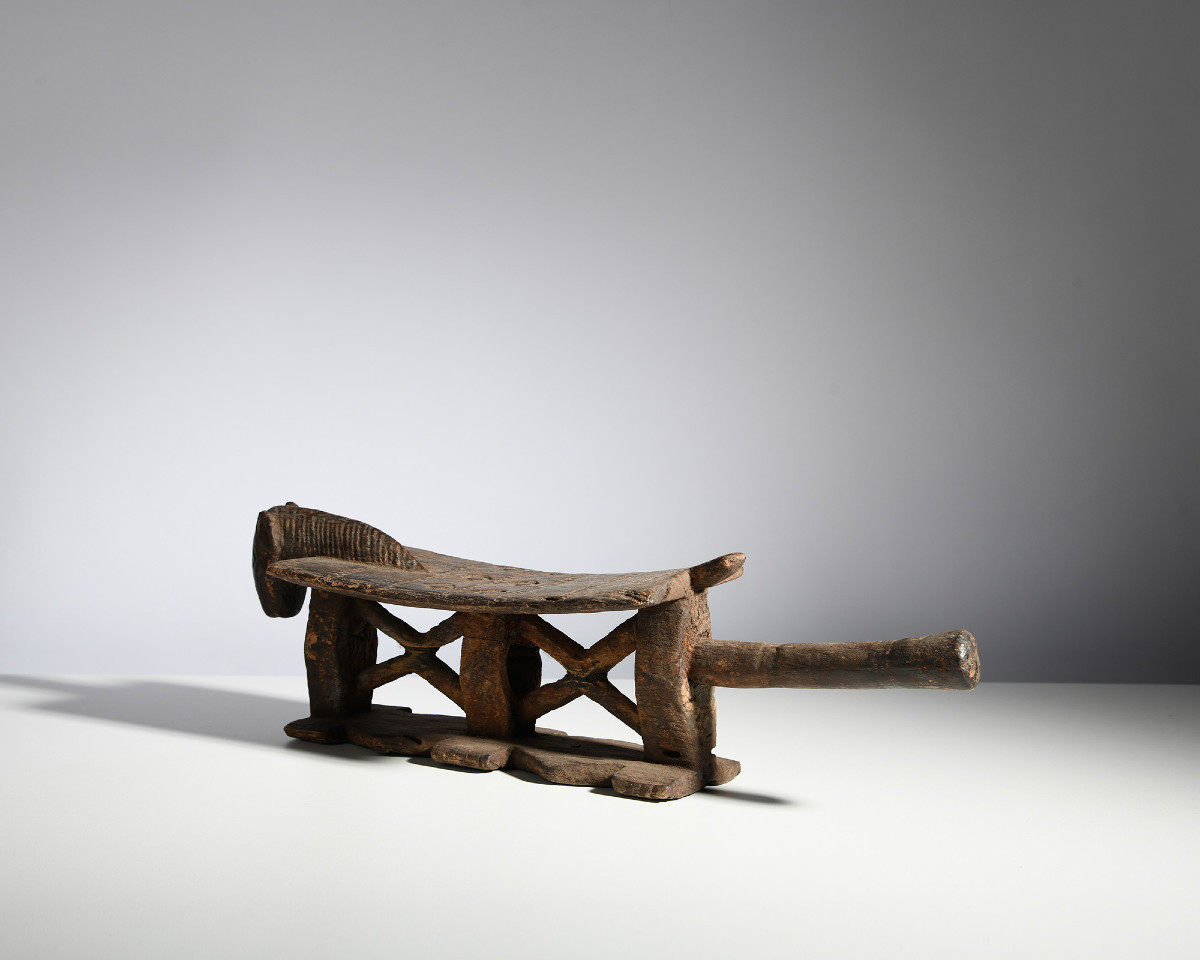 Dogon Zoomorphic Headrest -photo-1