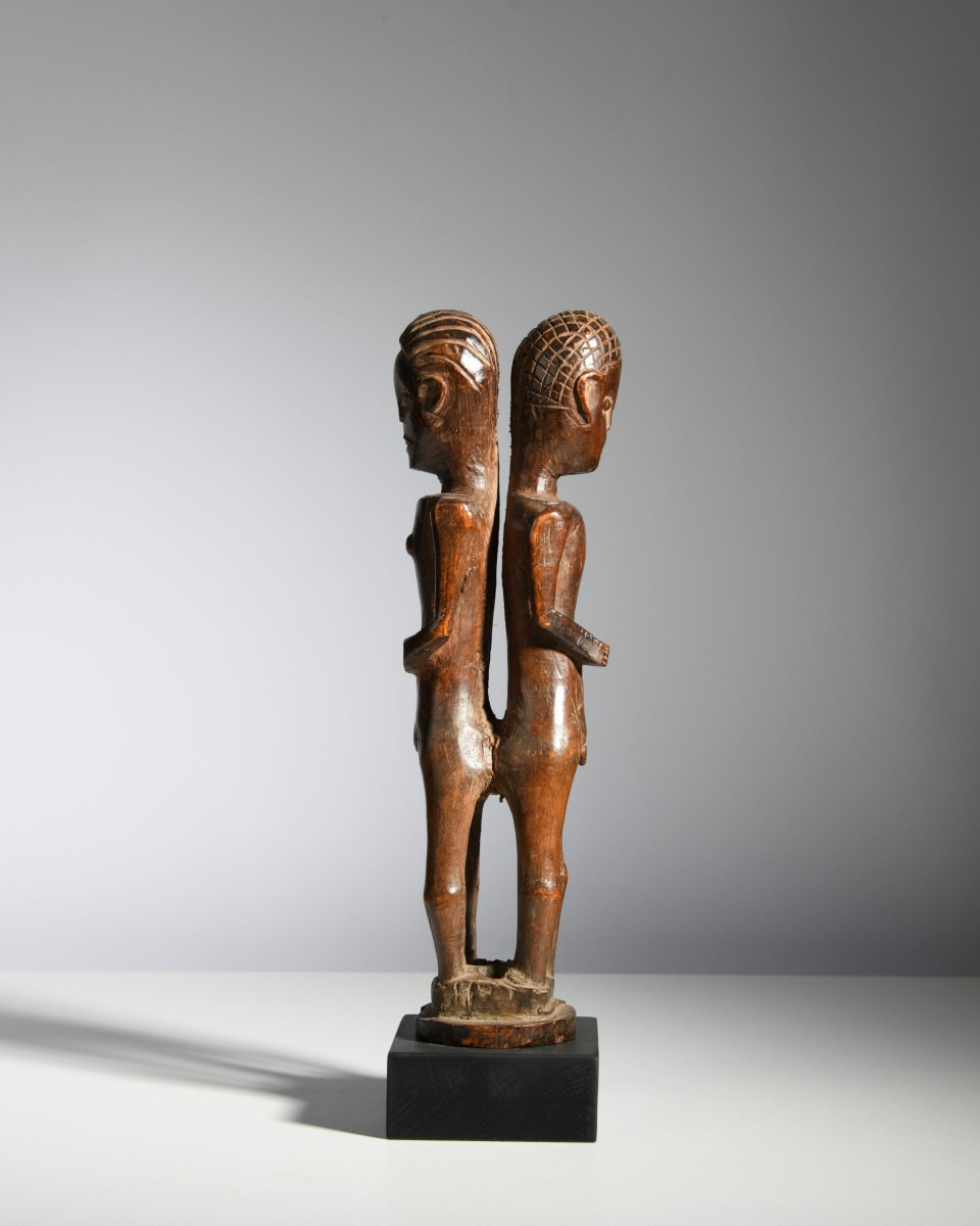 Statue cultuelle Tabwa à figures opposées-photo-2