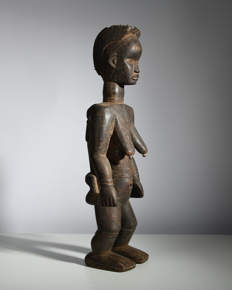 Dan Gogon Maternity Statuette