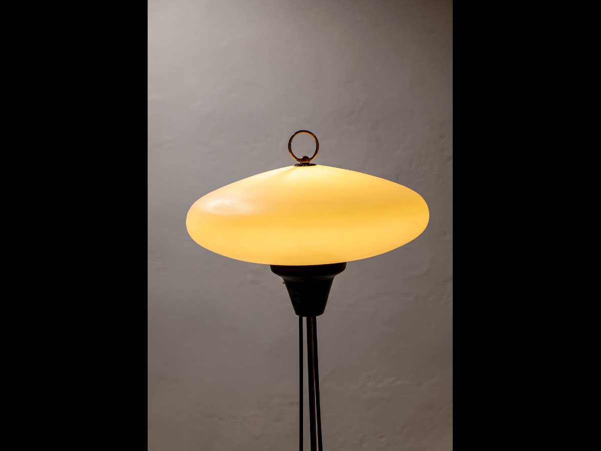 Lampadaire Stilnovo en verre opalin - 1950-photo-3
