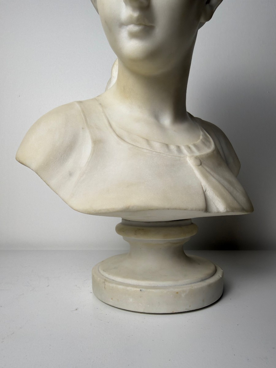 Sculpture Depicting The Bust Of A Young Woman - 19th Century-photo-5
