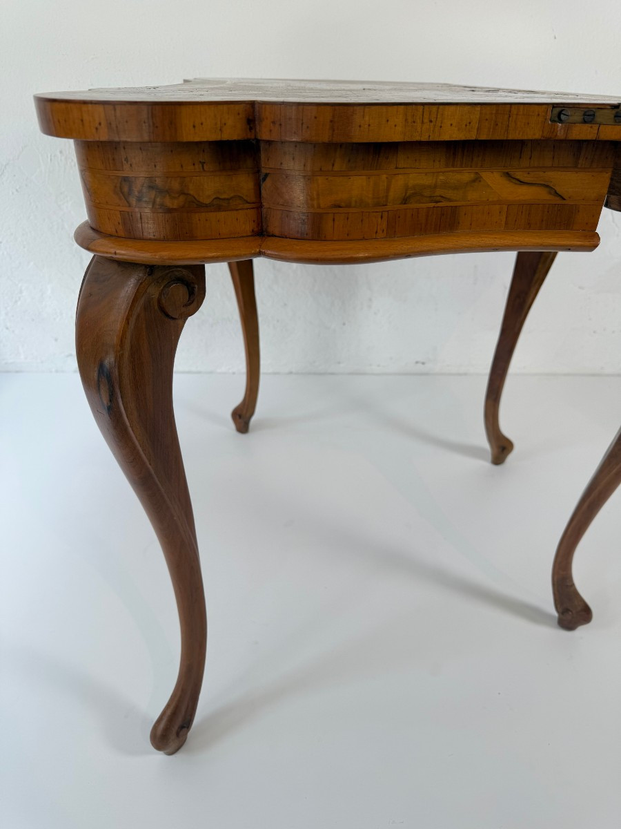 Table de jeu en loupe de noyer - Italie du XIXe siècle-photo-1