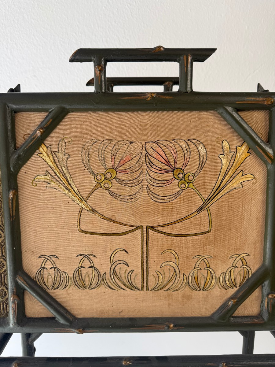Chinoiserie-style Magazine Rack In Wood And Silk - Early 20th Century-photo-2