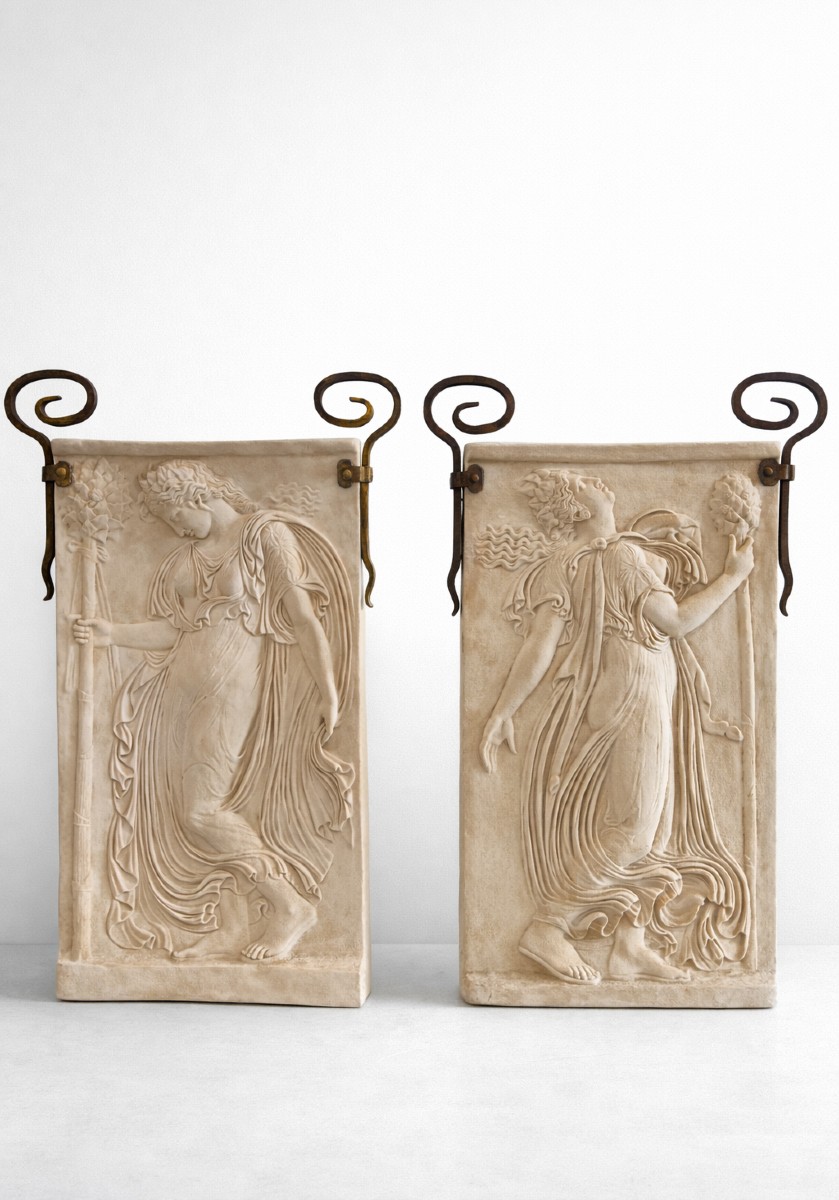 Paire de panneaux décoratifs en résine et poudre de marbre - Italie, début du XXe siècle