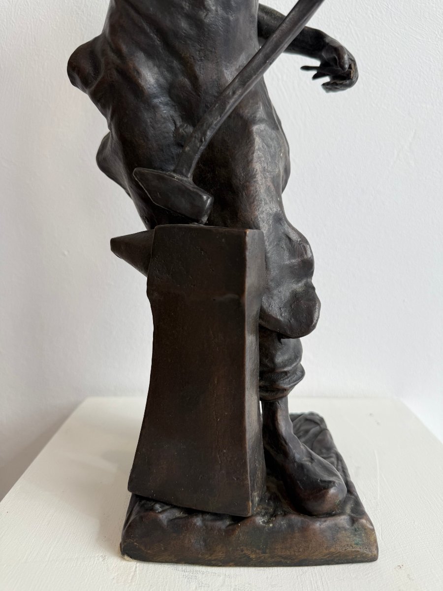 Bronze Sculpture Depicting A Blacksmith - 19th Century. France-photo-6