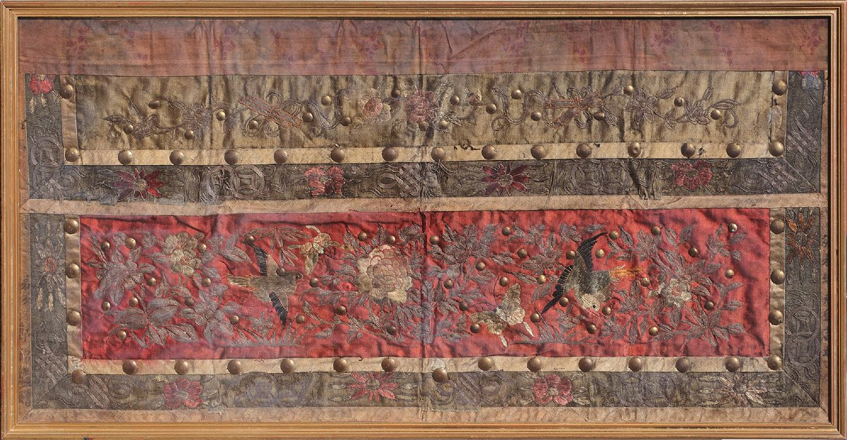 Two Ancient Oriental Textiles, China, 19th Century-photo-1