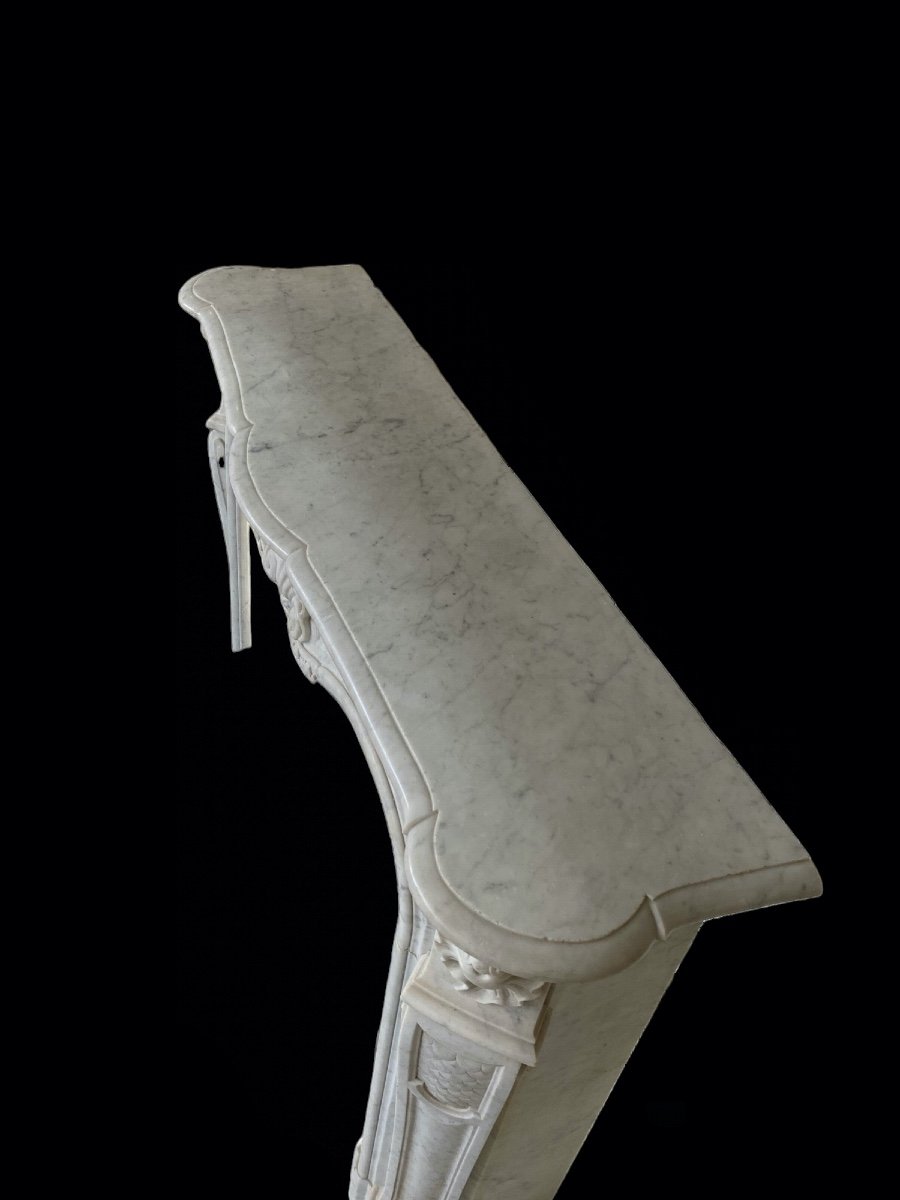Louis XV Fireplace In Carrara Marble-photo-1