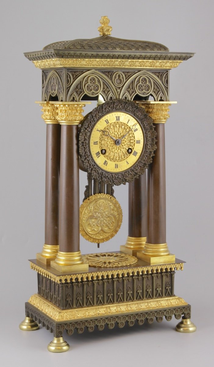 Portico Pendulum In Cast Brass In The Neo-gothic Style.-photo-2