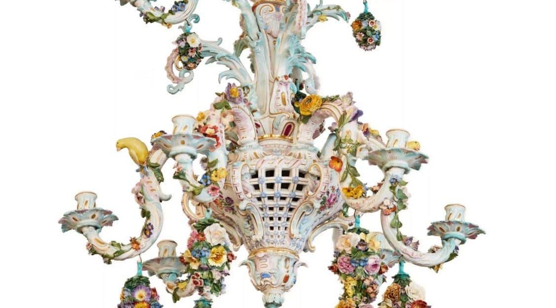 Lustre en porcelaine de Meissen Le Magazine de Proantic
